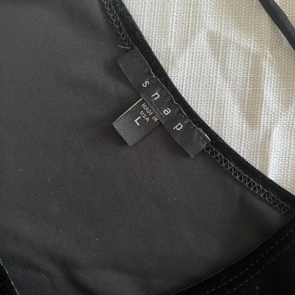 Black Velvet Tank by Snap - Picture 2 of 3